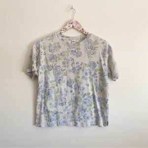 OLD NAVY Blue & Gray Vintage Look Floral Easy Tee Shirt! Small